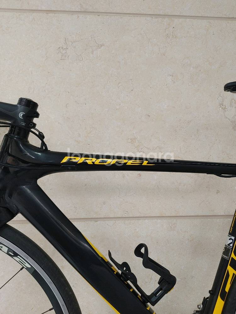 16년 자이언트 프로펠 slr2 꿀벌펠 풀105 로드자전거 s사이즈 팔아요.--7