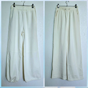 지오다노와 프로젝트M 26사이즈 와이드 팬츠