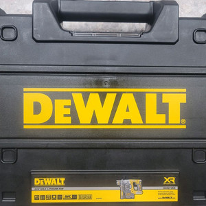 디월트 해머드릴 dch273n