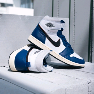 나이키 조던 레트로 하이 OG 레어 새제품 팔아요!