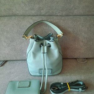 마크바이마크제이콥스버킷백 + 지갑 세트