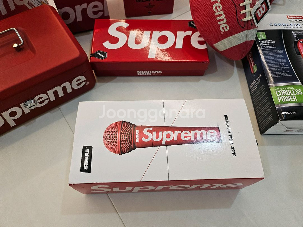슈프림 슈어 보컬마이크 SM58레드--4