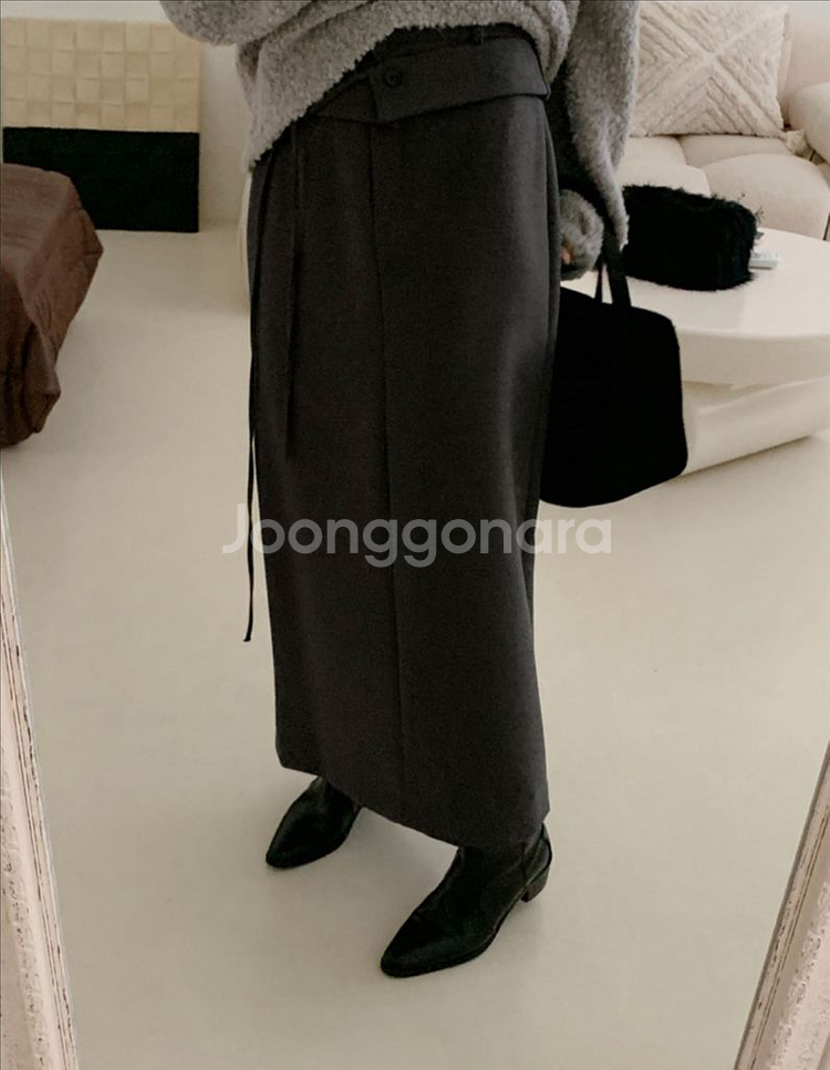 러브유쏘머치 마크들리 오브제스트아루드조이드비비에라룸므앤--5