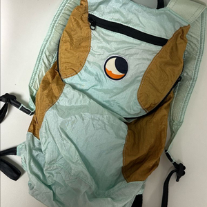 티켓투더문 미니 15L 백팩 민트/브라운