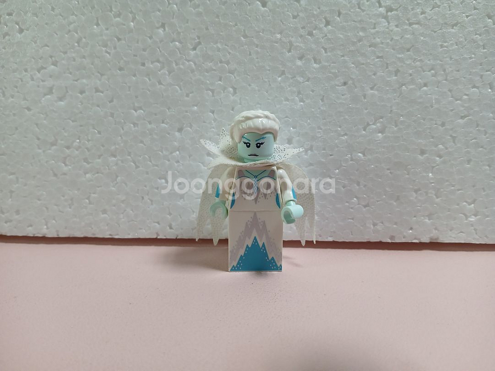 레고 피규어 9개--2