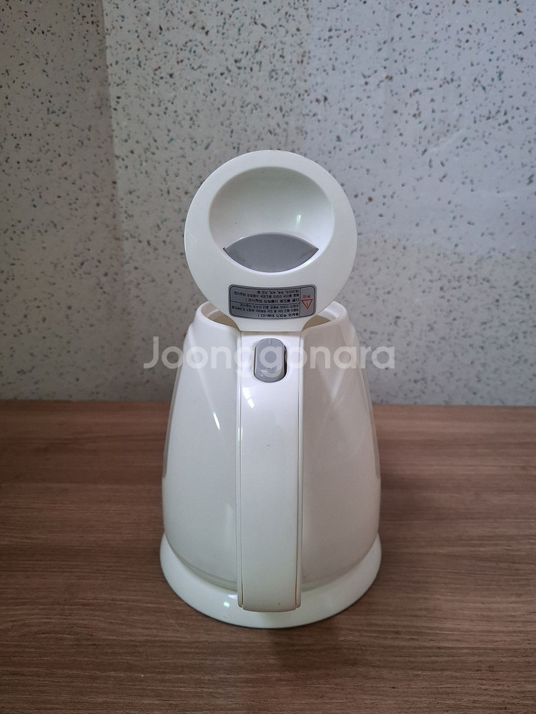 쿠쿠 전기포트1,0L 화이트 CK-102W 판매합니다~~--4