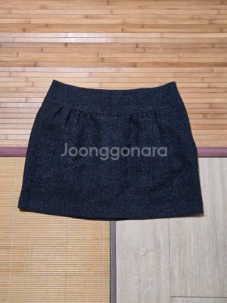 아떼 바네사브루노 울 스커트--1