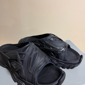 발렌시아가 슬라이더