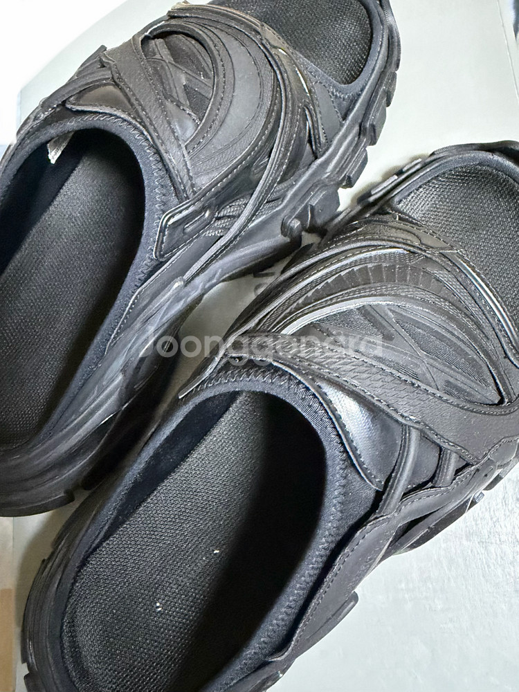 발렌시아가 슬라이더--2