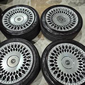 제네시스G90 19인치 순정 휠타이어 판매합니다