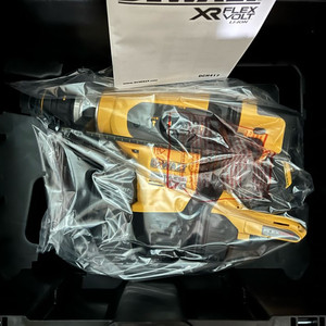 디월트 로타리해머드릴 dch417(충전기,배터리없음)