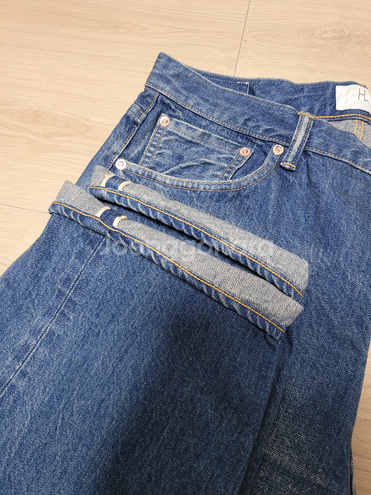 헤릴 레귤러 핏 데님 빈티지 worn 25ss 3사이즈--7