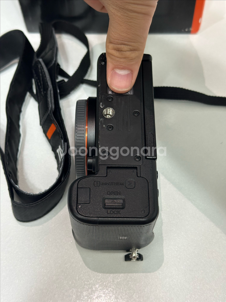 소니 A7C + 스몰리그 케이지 판매--6