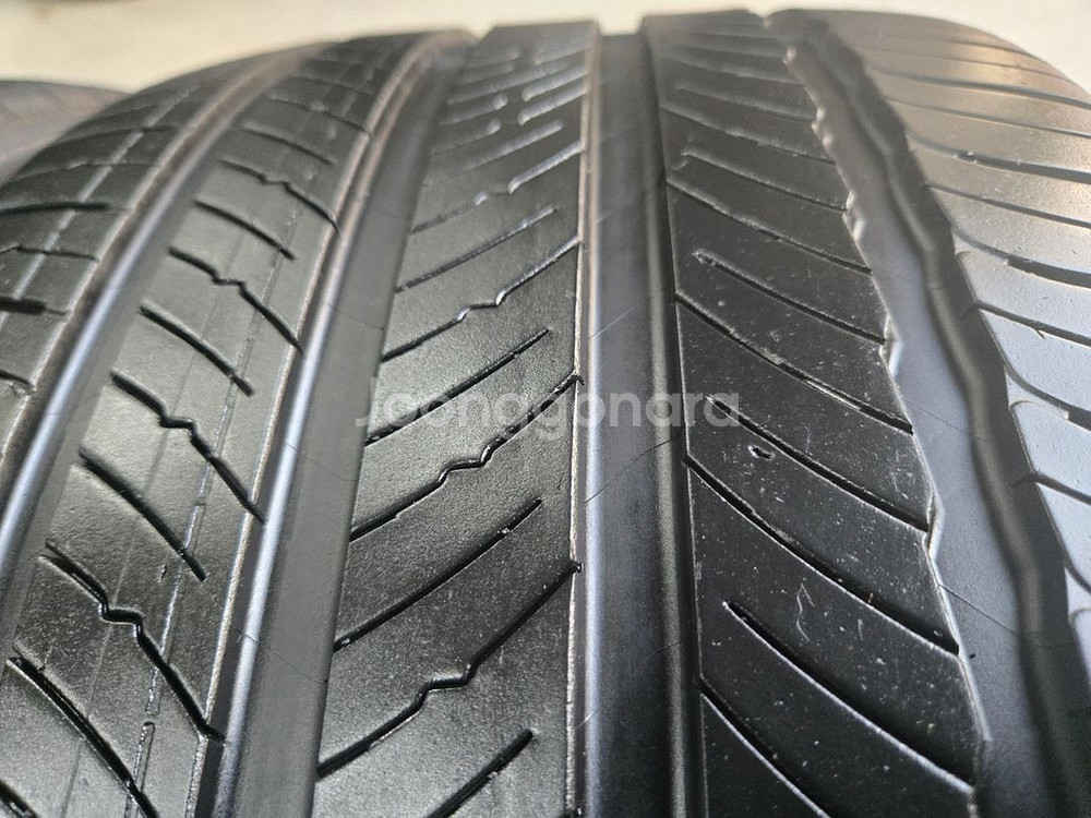 255 35 19 미쉐린 올시즌 중고타이어 2본 판매합니다--1