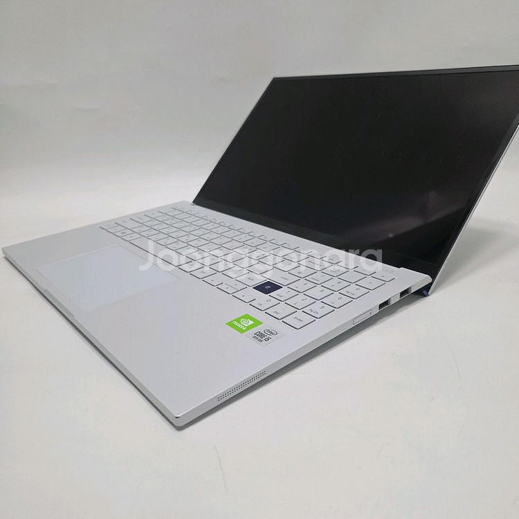 삼성노트북 이온 i5 슬림/초경량/엔비디아지포스삼성노--4