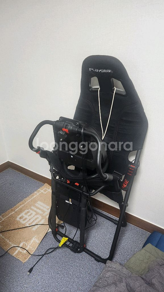 Thrustmaster t300rs 레이싱 시트, 휠, 2페달세트 팝니다--0
