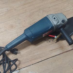 보쉬 그라인더(BOSCH/ GWS 20-180) 중고 팝니다