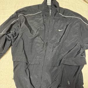 나이키 솔로 스우시 트랙자켓 xl 팔아요