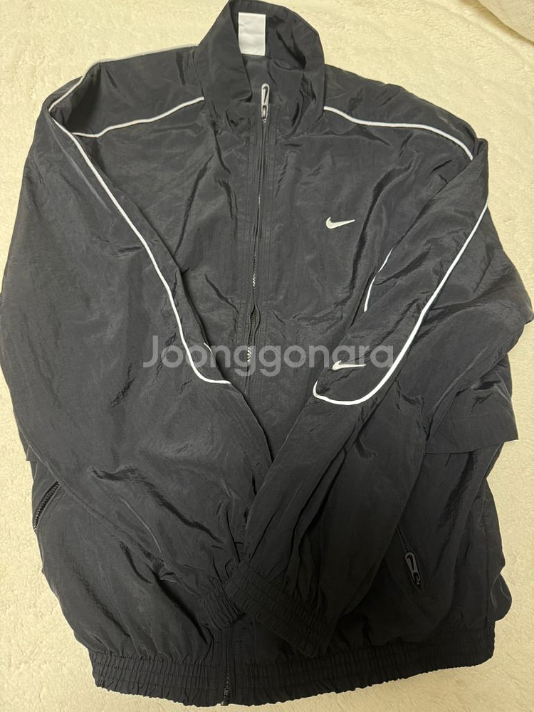 나이키 솔로 스우시 트랙자켓 xl 팔아요--1