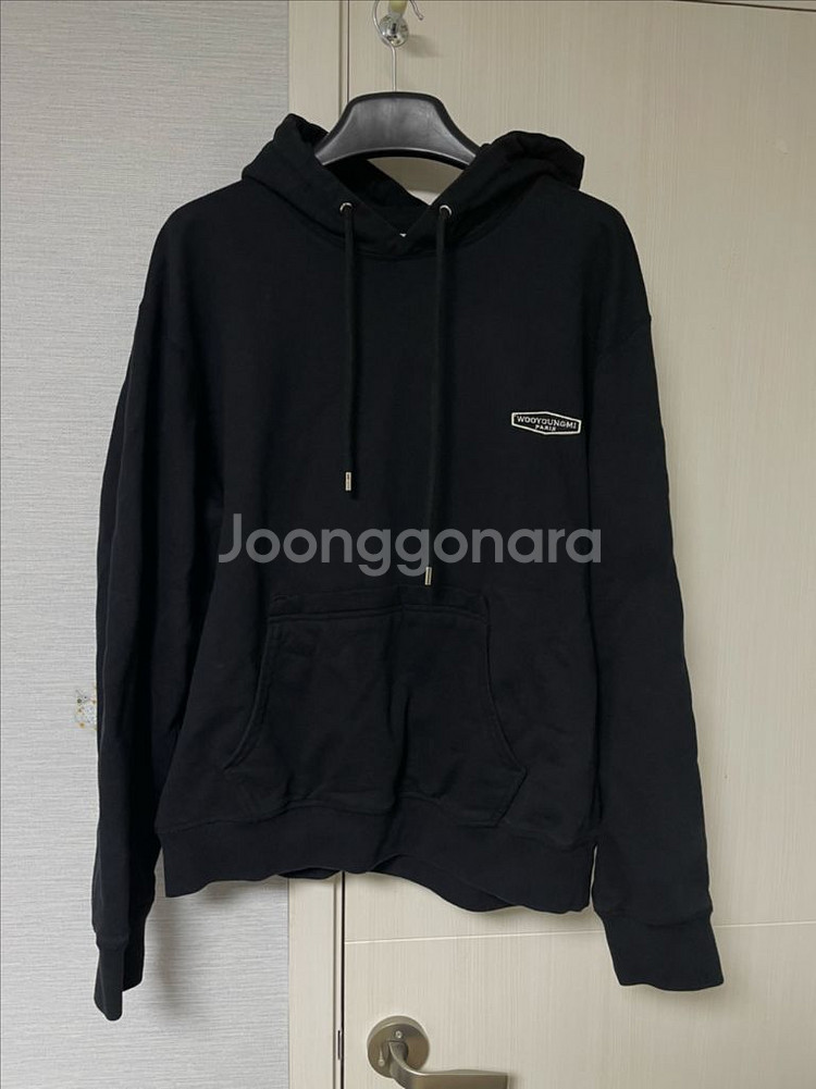 [50] 우영미 블랙 백로고 후드티--1