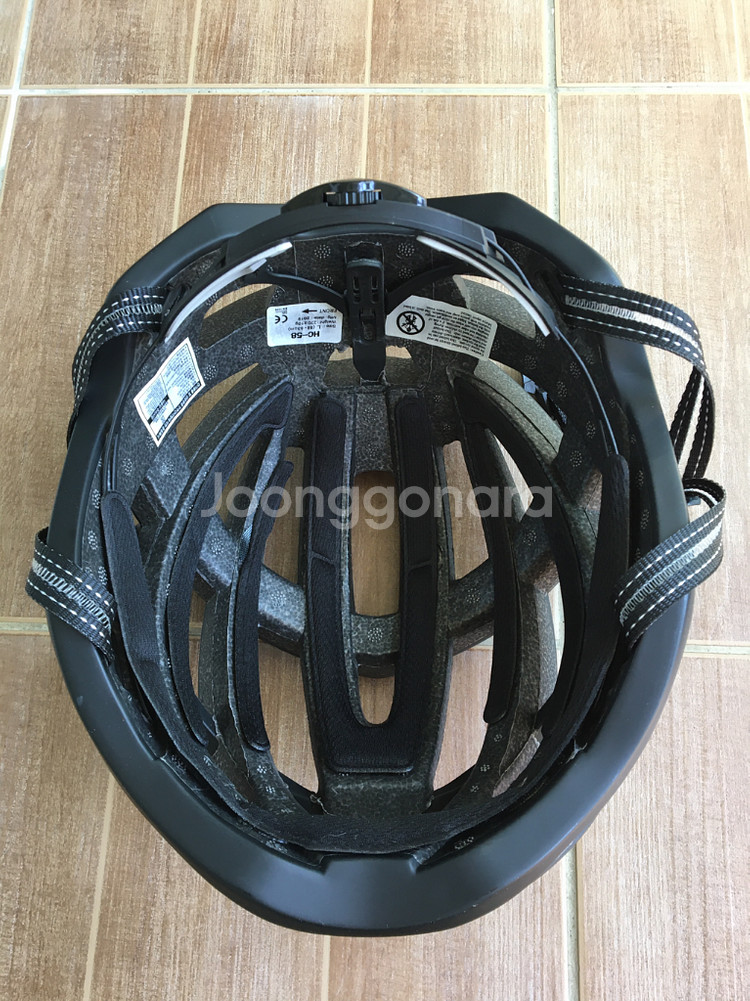 씨클리스 HC-58 헬멧. 검은색(L사이즈)과 하얀색(L/XL사이즈)--1