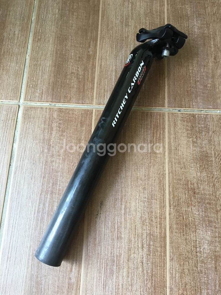 RITCHEY 리치 카본 프로 싯포스트. 31.6mm 7만원. RITCHEY 리치 로툰도 카본 프로 포크. 10만원--0