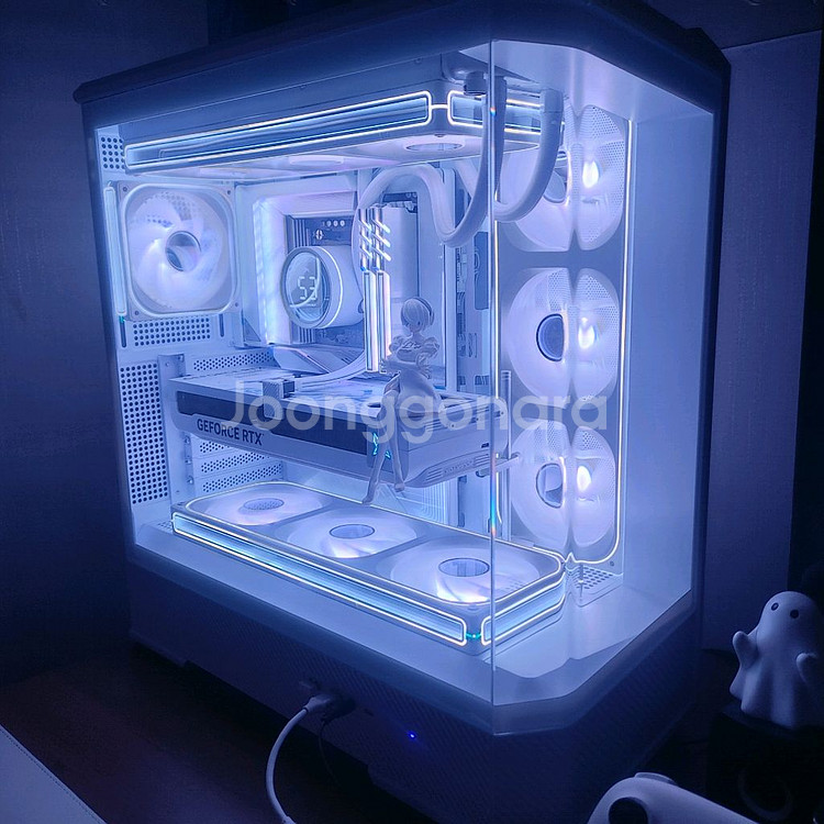 게이밍 데스크탑 화이트 완본체 9600x + RTX 5070 BTF 구성 판매--0