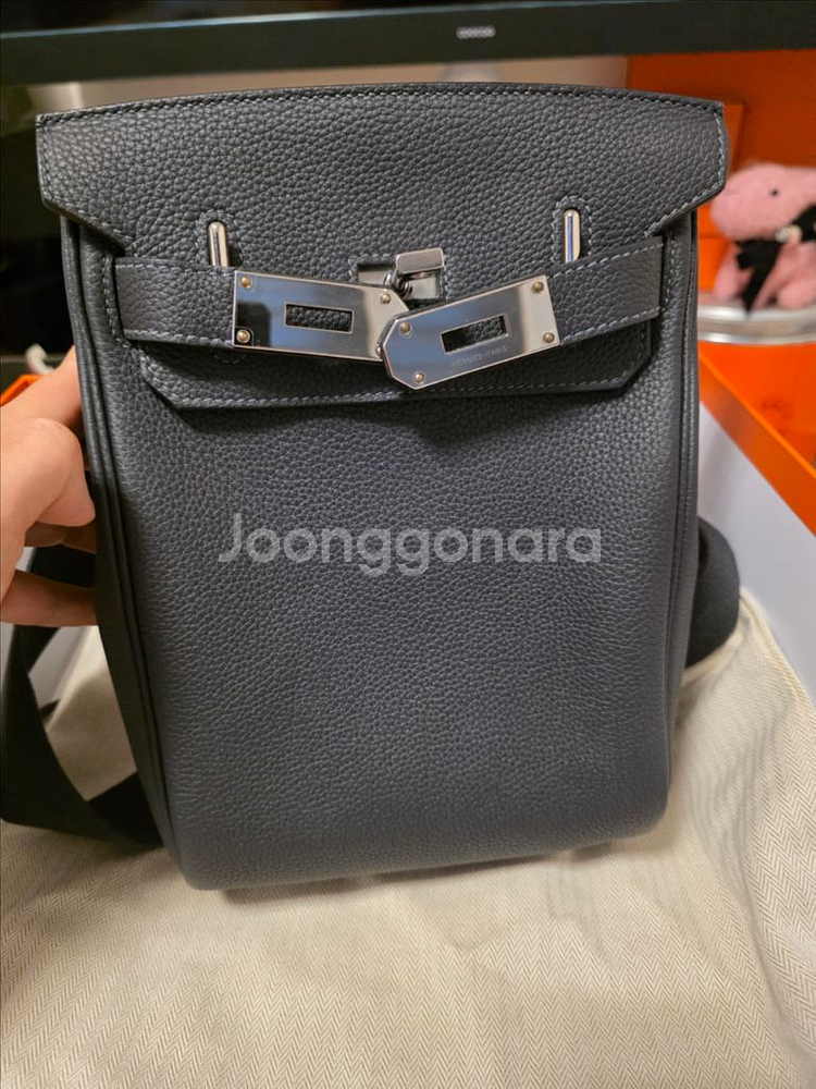 24년 에르메스 버킨 핵아도PM 은장 토고 팝니다--0