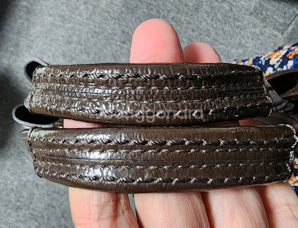 코치 시그니처 캔버스 토트백 브라운-정품--4