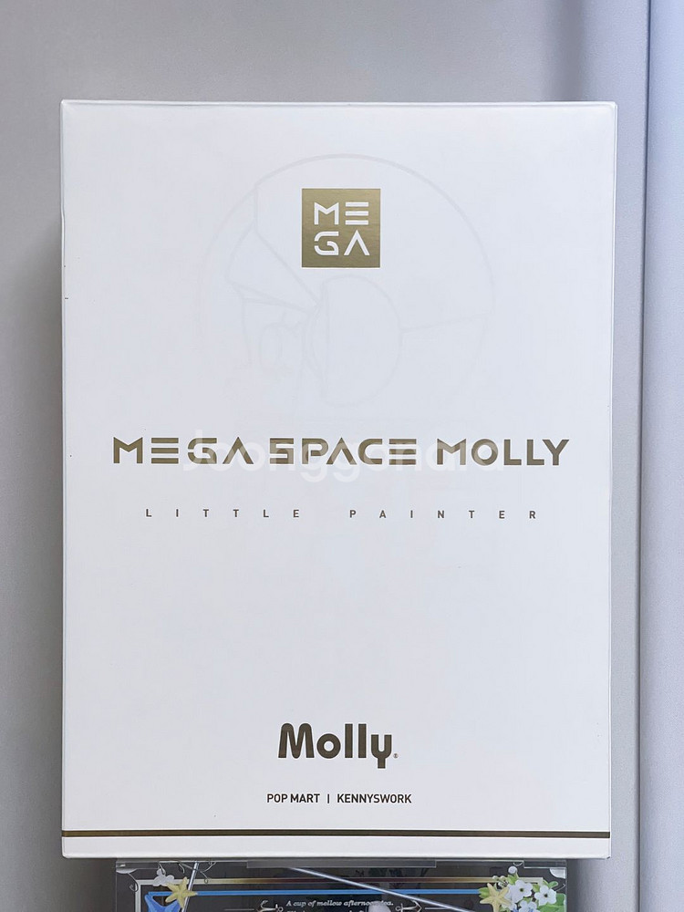 팝마트 스페이스 메가몰리 400% 리틀페인터 판매합니다.--5