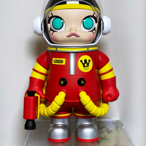 팝마트 스페이스 몰리400% 판매합니다.