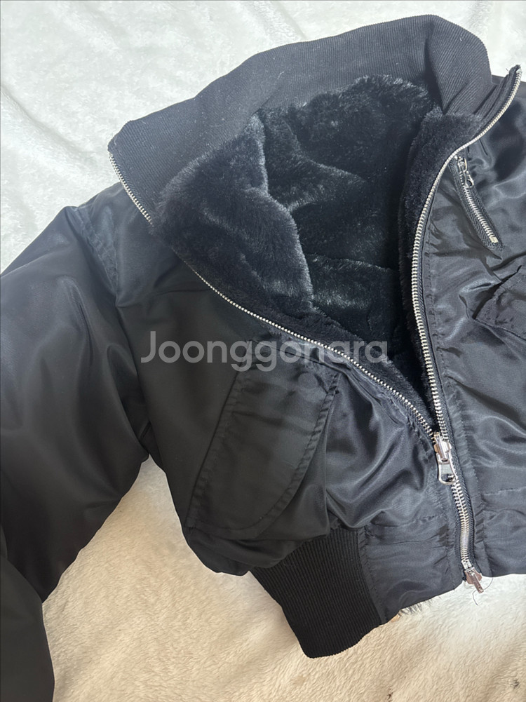 크롭 숏패딩 투웨이 점퍼 블랙 퍼 항공점퍼 밍크 아우터 겨울--1