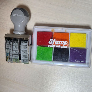 날짜 스탬프 & 컬러 잉크 패드 세트