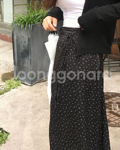 리본벨트 세틴 플라워 롱 스커트--4