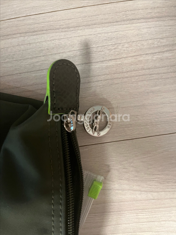 롱샴 르 플리아쥬 그린 M 미디움 핸드백 카키--4