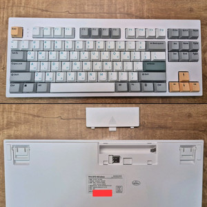 한성컴퓨터 텐키리스 블루투스 저소음 무선 키보드, TFX GTO 로보 샤크 팝니다