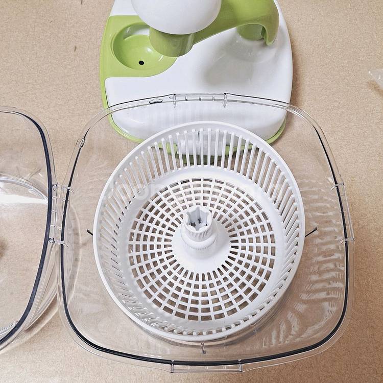 (새상품)콘스타 만능블랜더세트 다지기.채썰기.강판.탈수기.계란휘핑.얼음등--1