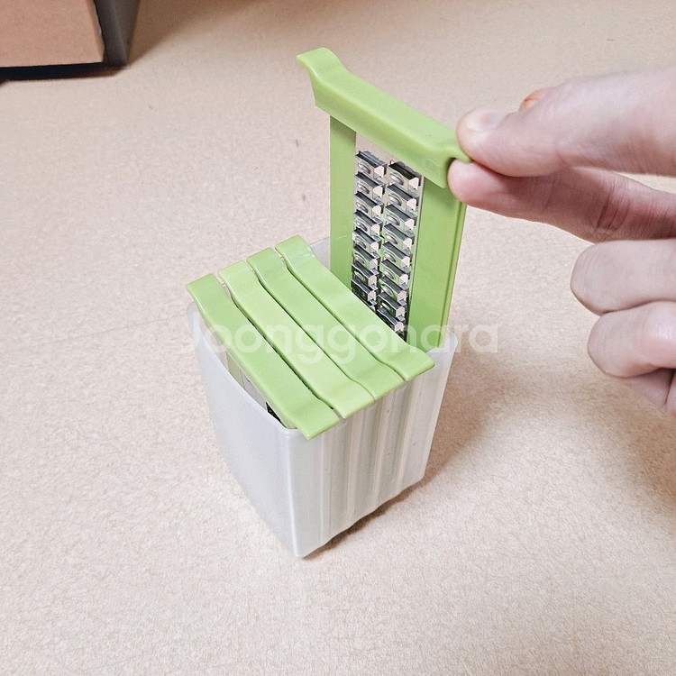 (새상품)콘스타 만능블랜더세트 다지기.채썰기.강판.탈수기.계란휘핑.얼음등--4