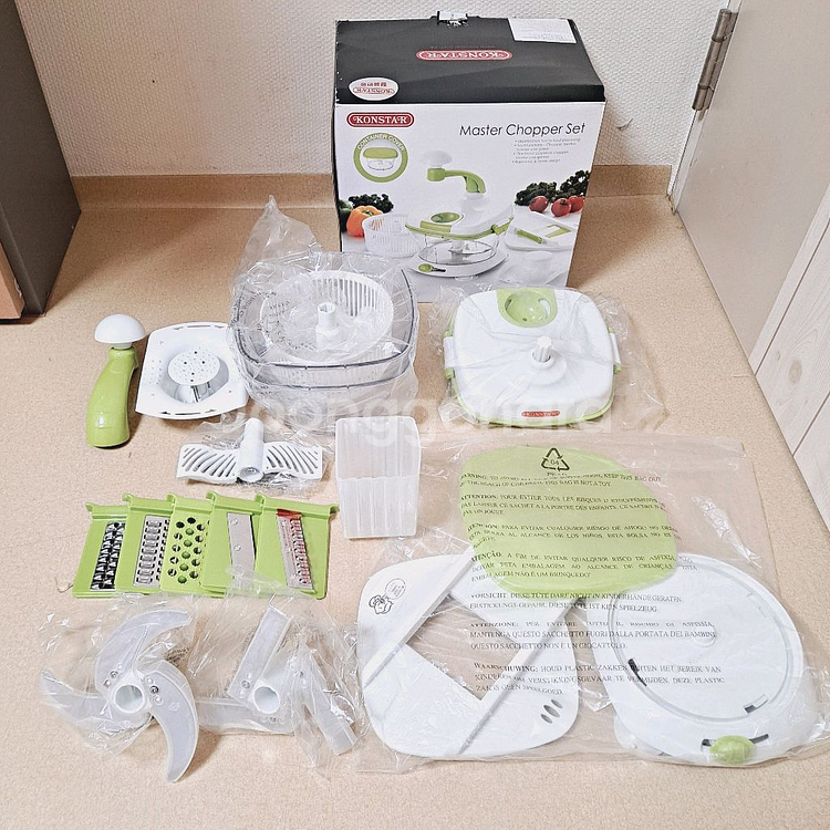 (새상품)콘스타 만능블랜더세트 다지기.채썰기.강판.탈수기.계란휘핑.얼음등--8