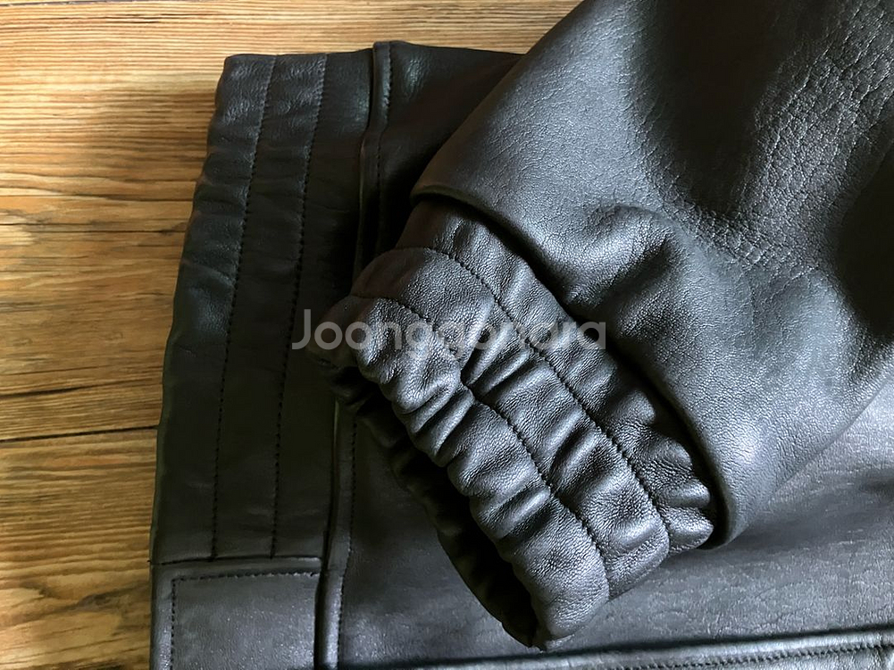 슈프림 페블드 레더 바시티 자켓--4