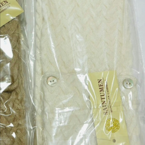 캐시미어 100 쁘띠 단추 넥워머