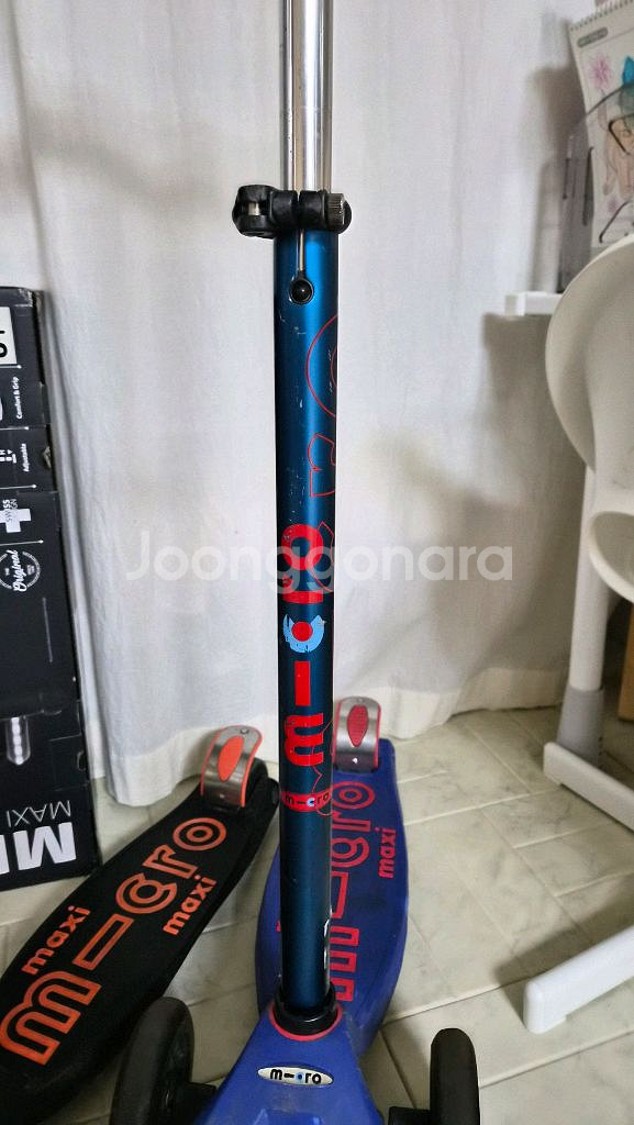 마이크로 맥시 LED 킥보드 블랙/블루--5