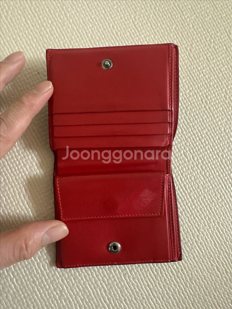 크리스찬 루부탱 스터드 지갑--1