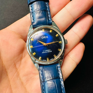 오리스 블루 다이얼 빈티지 오토매틱 시계 판매