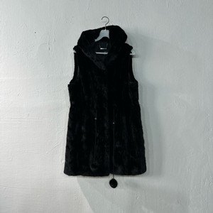 yetts 예츠 롱밍크베스트 조끼