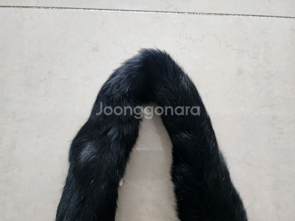 ENC 에서 나온 토끼털 목도리 팔아요--4