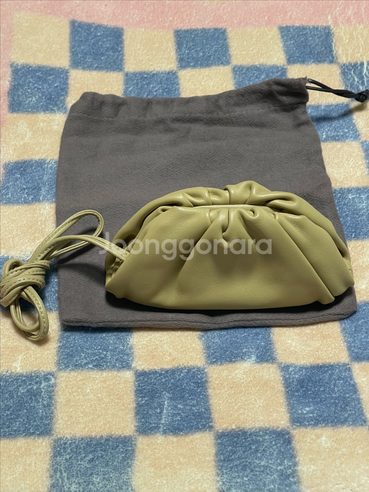 보테가베네타 버터카프 미니 동전지갑--0