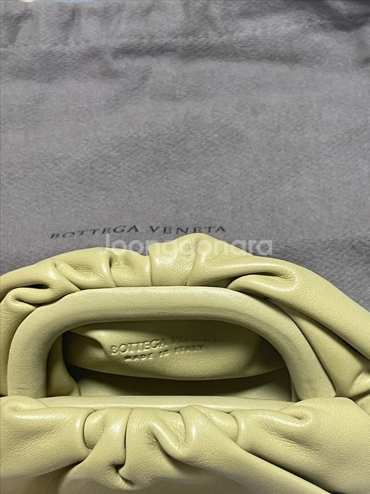 보테가베네타 버터카프 미니 동전지갑--1