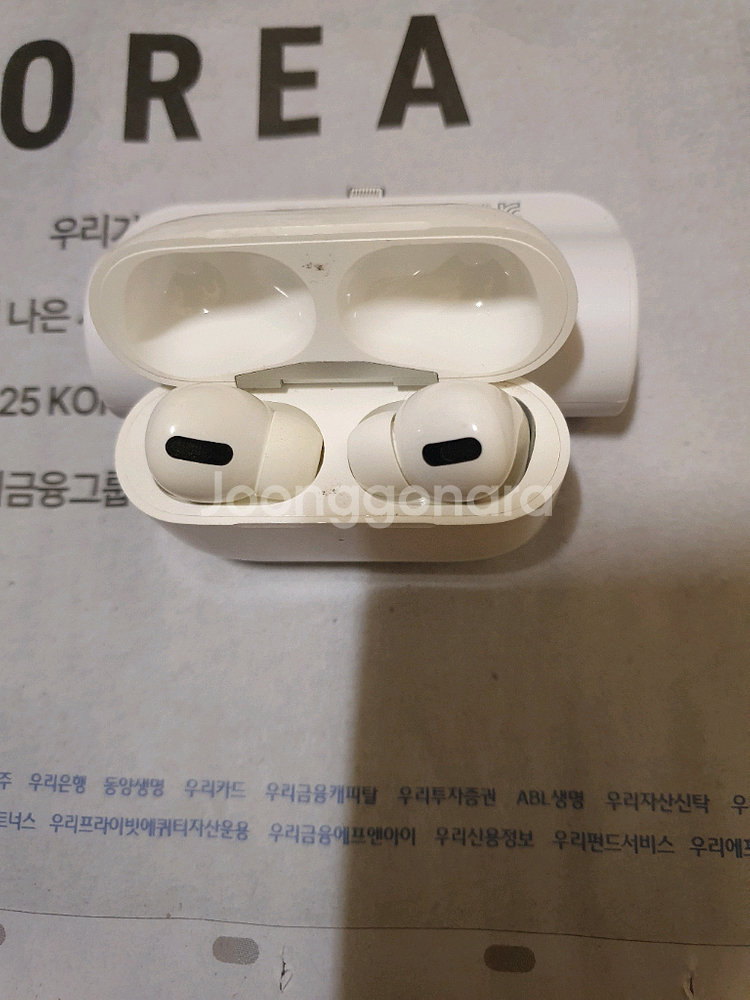 에어팟 프로 1세대 (택배비포함)--0
