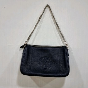 메트로시티 체인 숄더백 팝니다.